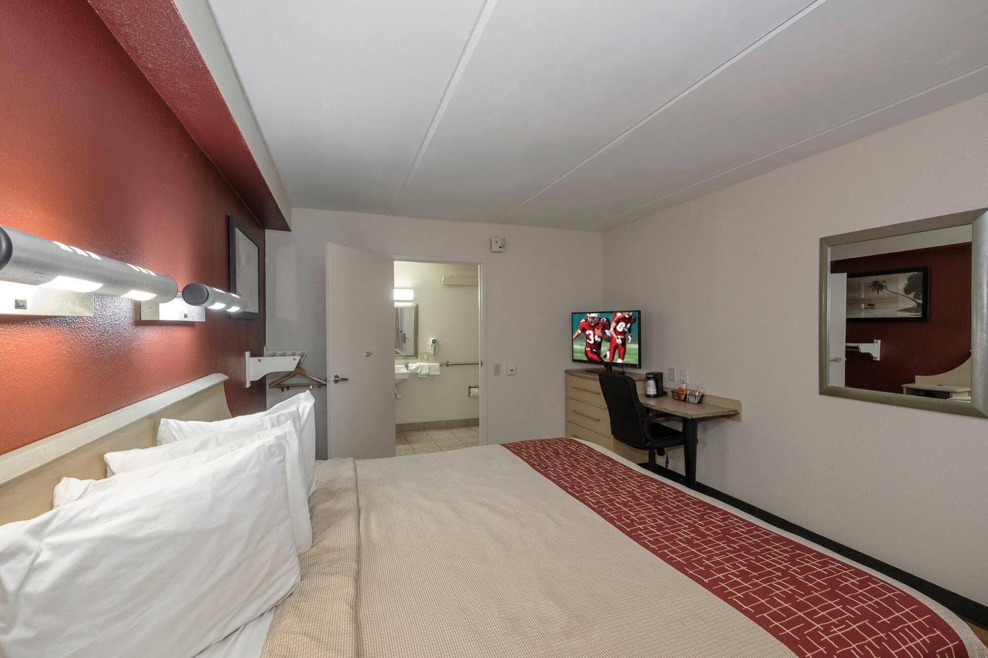 Red Roof Inn Tallahassee - University Eksteriør billede